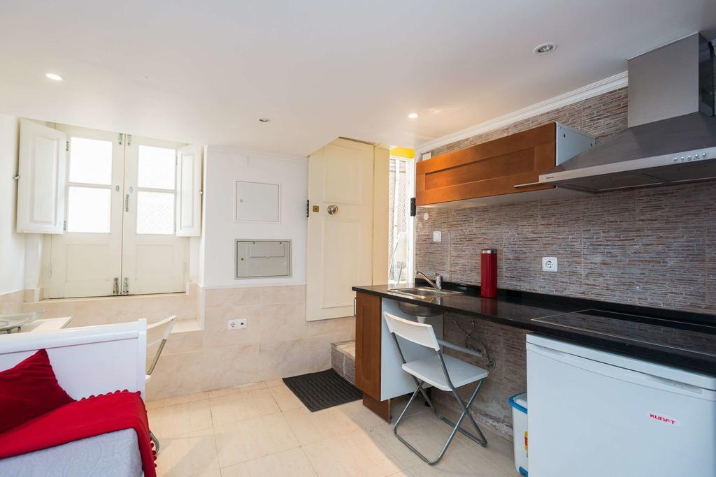 Low Cost - Historic City Center Rc Apartment ลิสบอน ภายนอก รูปภาพ