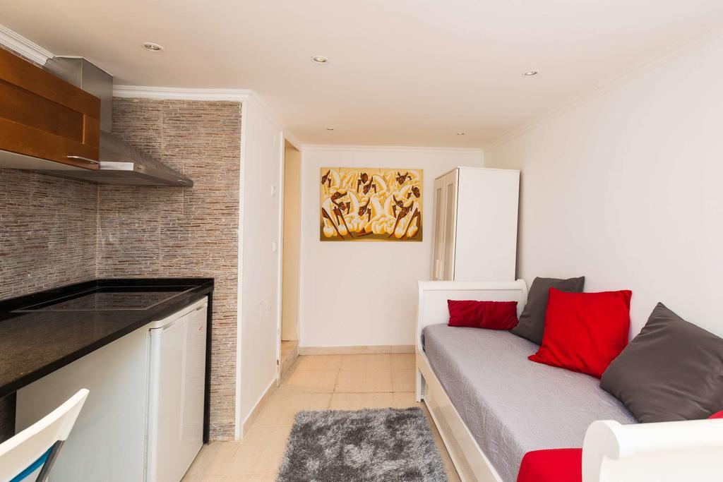 Low Cost - Historic City Center Rc Apartment ลิสบอน ภายนอก รูปภาพ